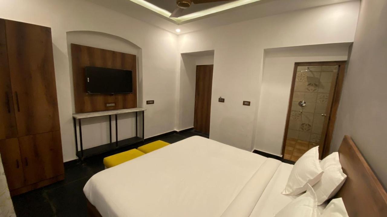 Meeram Ganga, A Heritage Stay By The Ganges At Triveni Ghat Rishīkesh 외부 사진