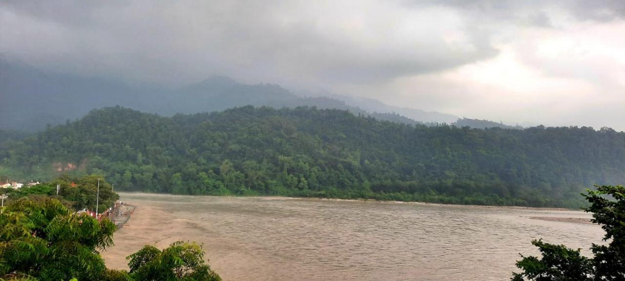 Meeram Ganga, A Heritage Stay By The Ganges At Triveni Ghat Rishīkesh 외부 사진