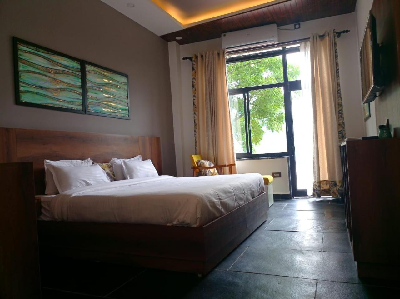 Meeram Ganga, A Heritage Stay By The Ganges At Triveni Ghat Rishīkesh 외부 사진