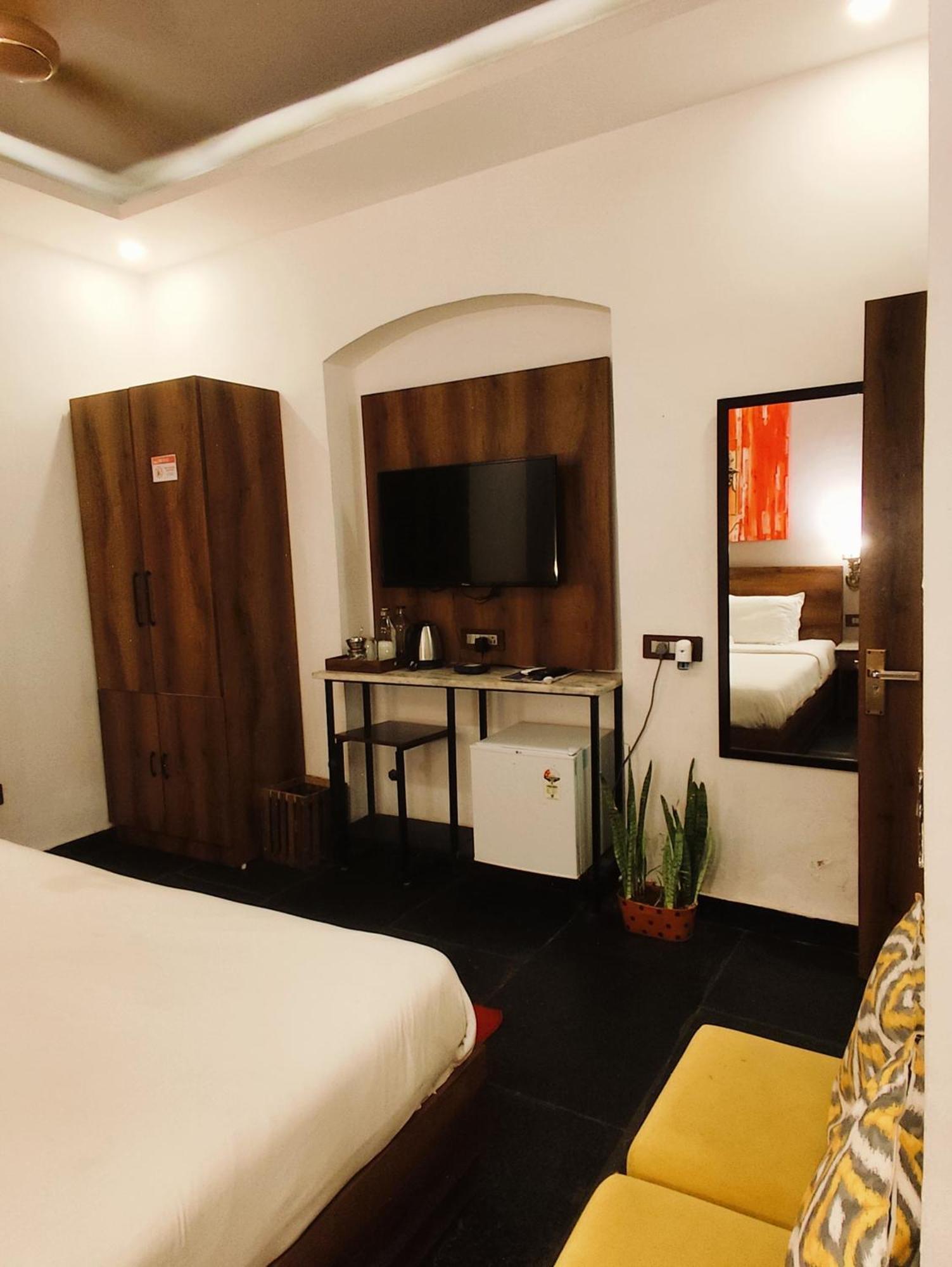 Meeram Ganga, A Heritage Stay By The Ganges At Triveni Ghat Rishīkesh 외부 사진