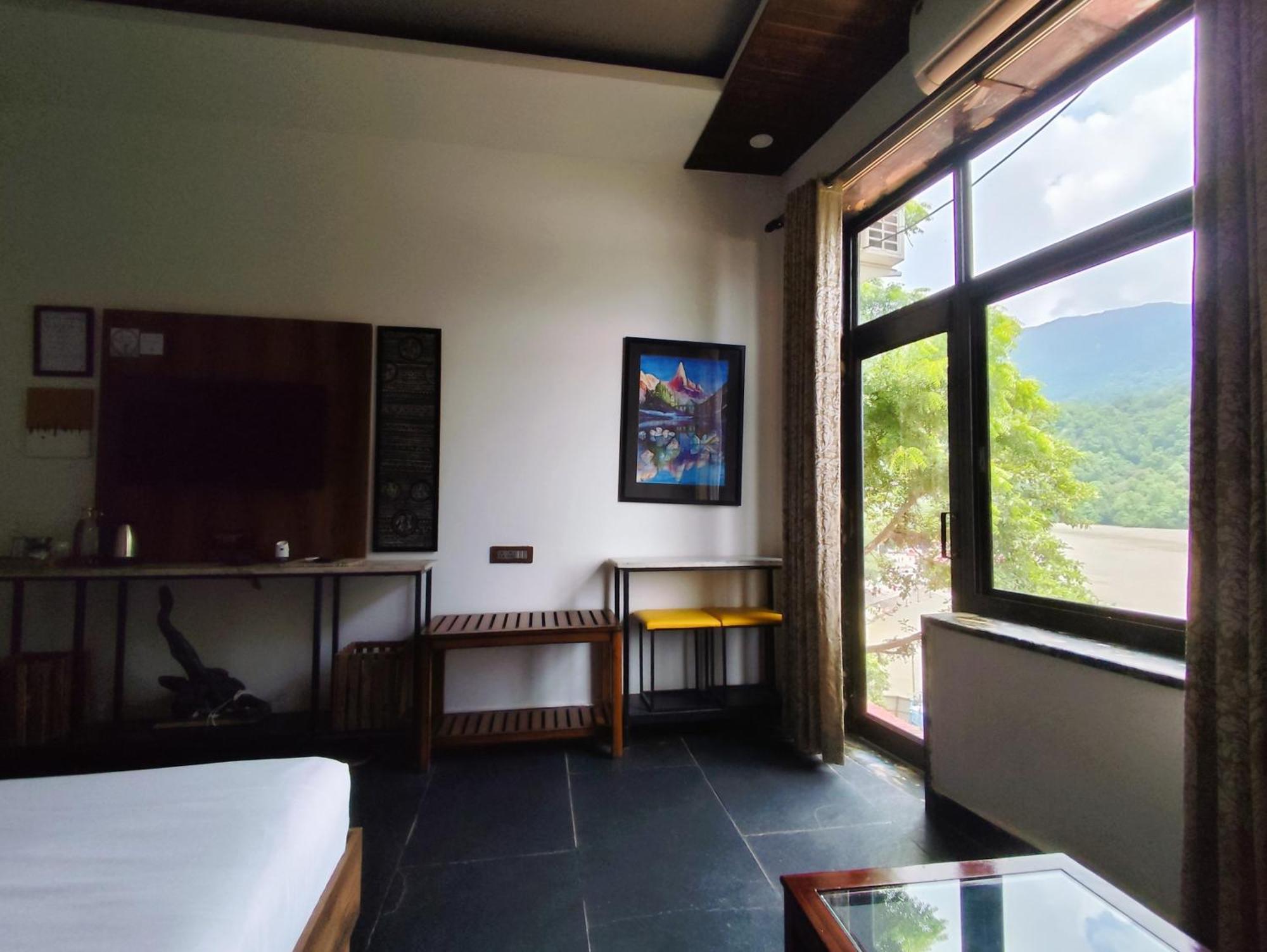 Meeram Ganga, A Heritage Stay By The Ganges At Triveni Ghat Rishīkesh 외부 사진